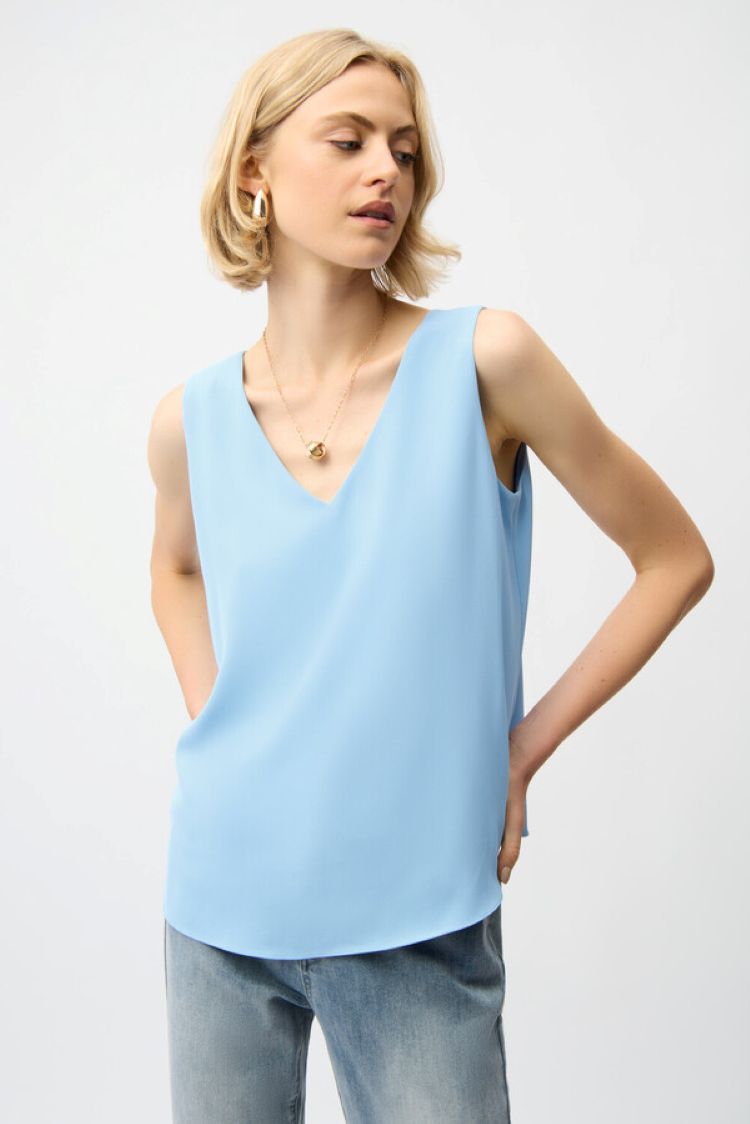 Sleeveless V-Neck Pullover