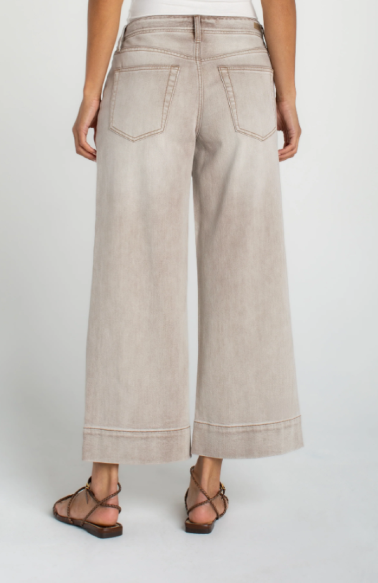 The Weekender Cropped Wide Leg