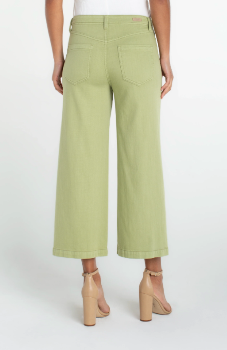 Wide Leg Utility Crop