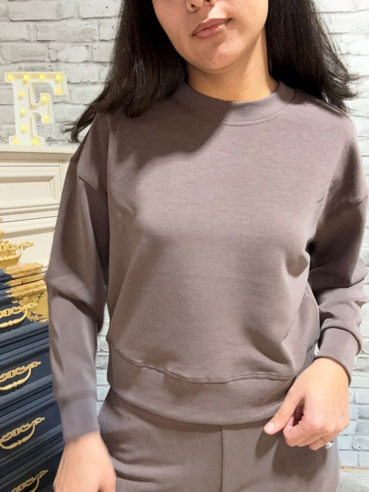 Lucie Modal Scuba Pullover