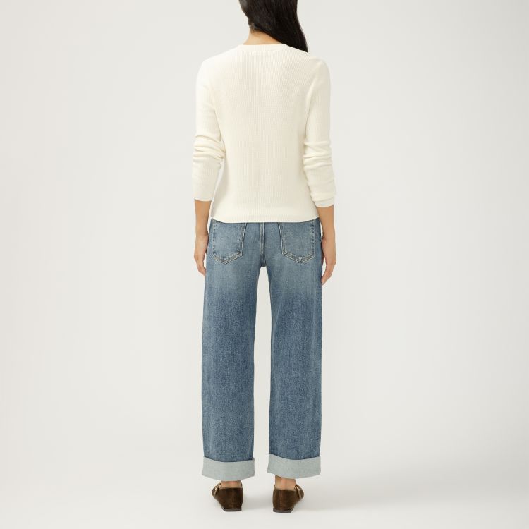 Relaxed Straight Leg