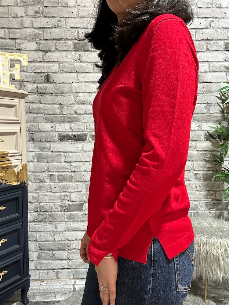 Long Sleeve V-Neck Sweater