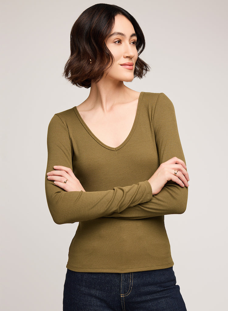 Petra V-Neck Long Sleeve