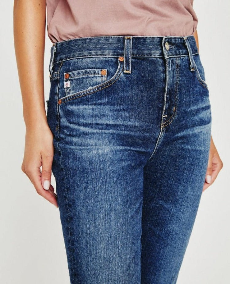 AG Ex-Boyfriend Slim Jeans Style: LED1575 AG's Ex-Boyfriend Slim Jeans feature an 8-year wash that’s been uniquely faded to mimic your favourite pair. These are cut with a flattering high-rise waist and fit slouchy and relaxed from hip to knee. These jeans are designed in 11 oz. Lead Denim. Fit is true to size.