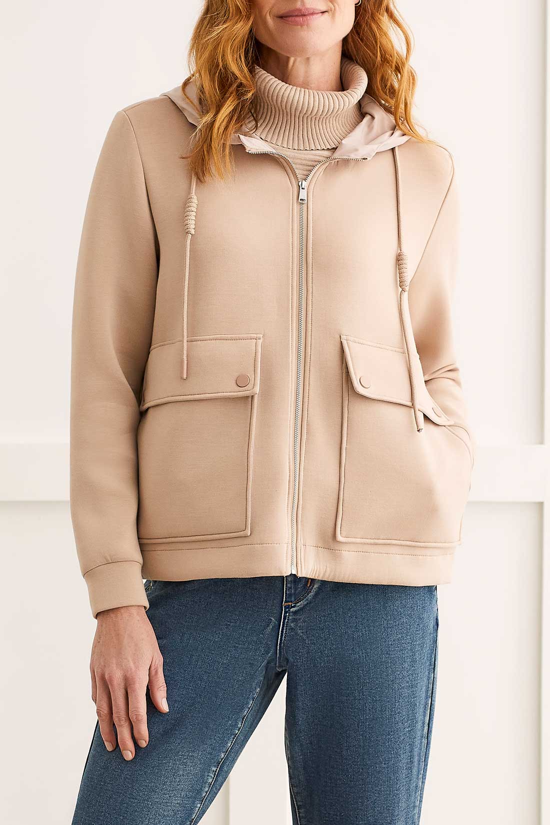 Hooded Zip Up Jacket With Pockets