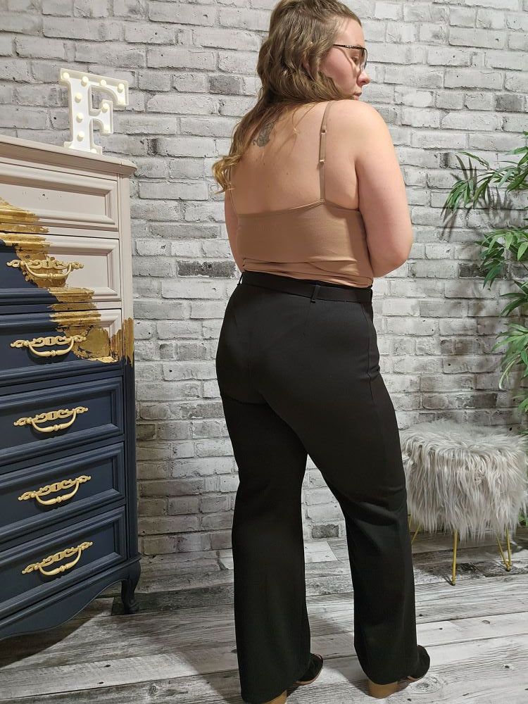Frank Lyman Style: 246125, Belted Wide Leg Pant, black, back view