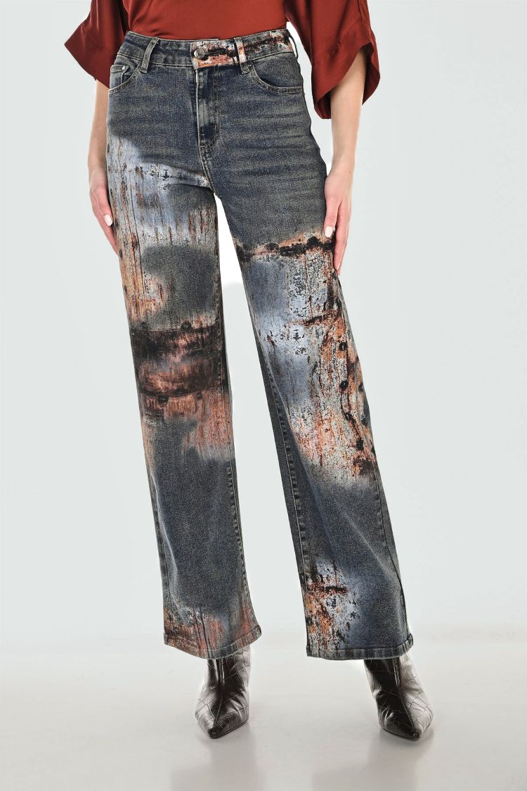Mid Rise Distressed Jeans