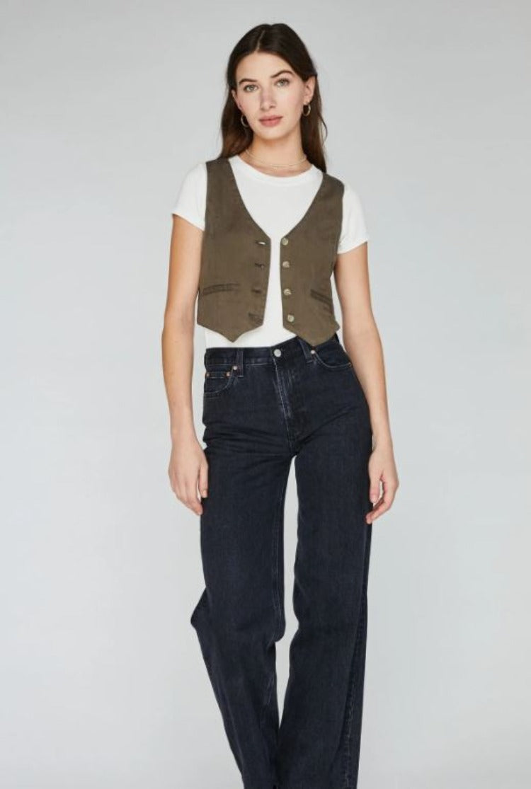 The Carmen Vest from Gentle Fawn is made of tencel twill that has been garment dyed to achieve a dimensional look and soft feel.  This tailored vest looks fabulous worn as is or layered over a fitted tee. 