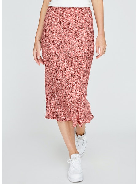 The Florentine skirt from Gentle Fawn comes in a fun micro print to add a bit of flair to your day. The bias cut and midi length make for a flattering fit and versatile look. You can pair this with the matching Camilla Camisole and top it off with a blazer or with a favourite tee for a casual style.