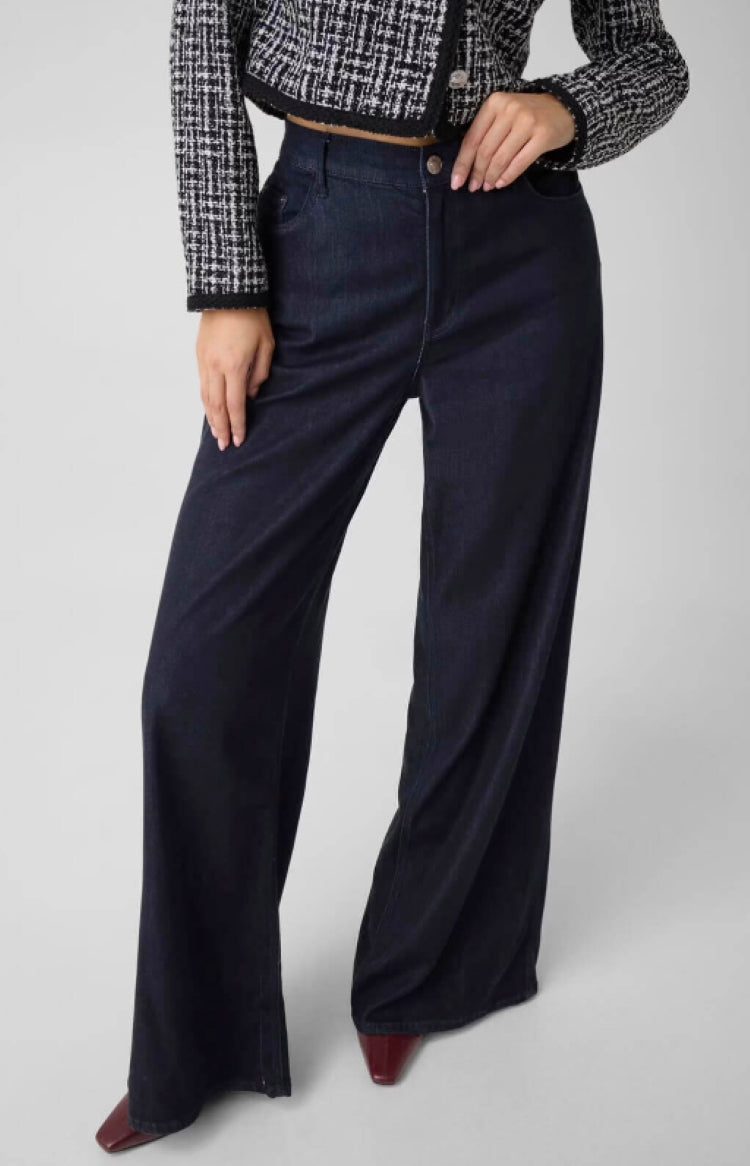 GUESS Low Rise Wide Leg Jeans