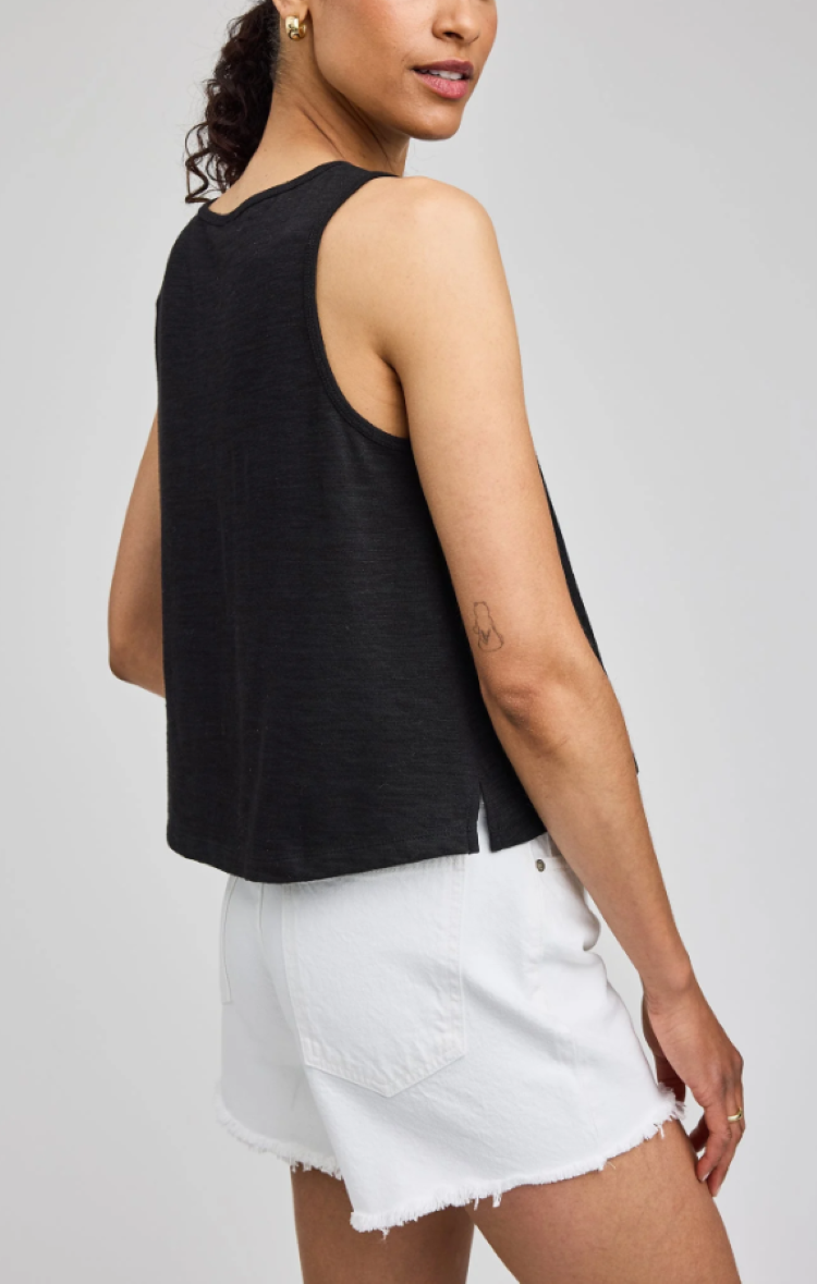 Lumi Tank