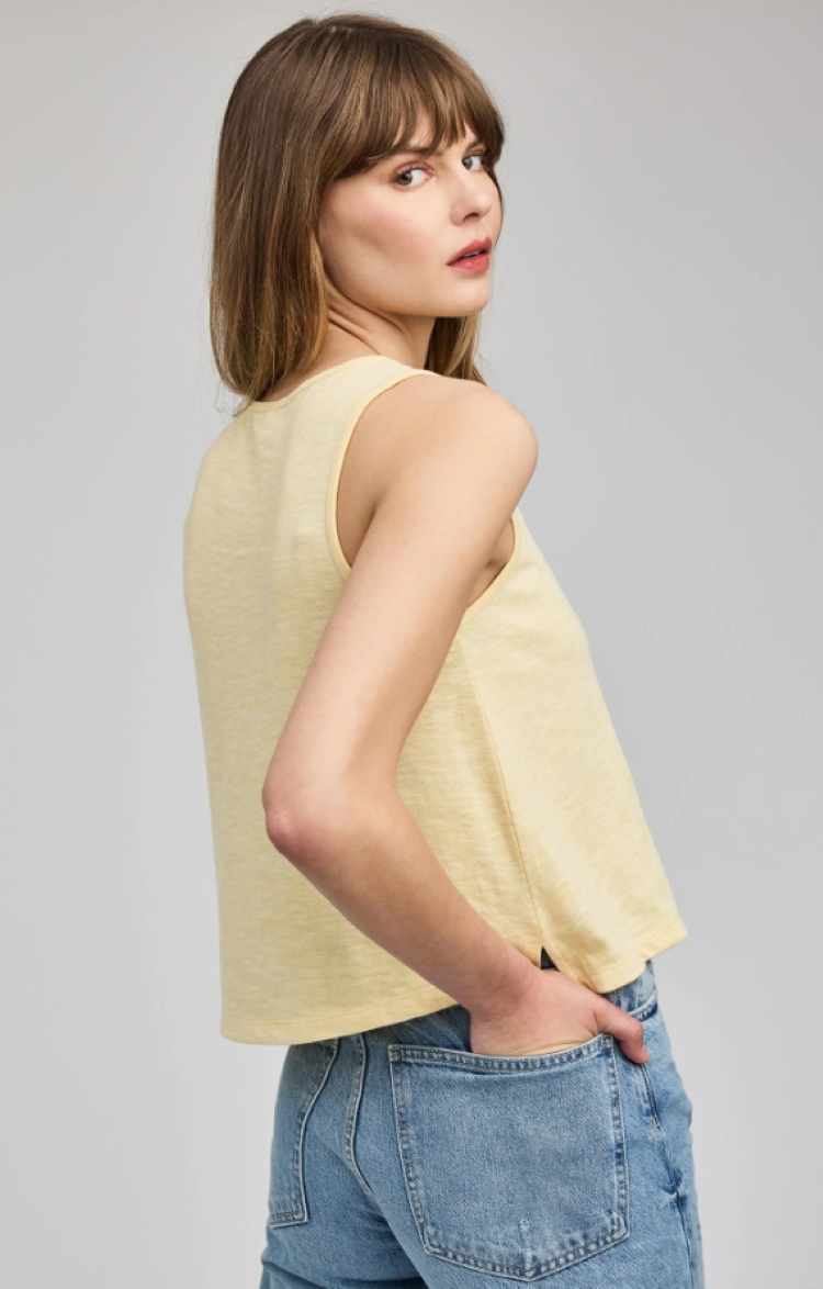 Lumi Tank