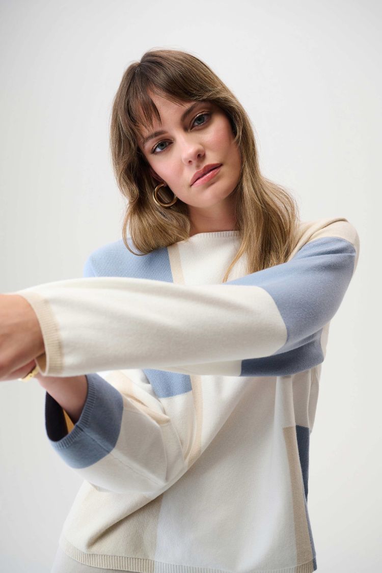 Geometric Boat Neck Pullover