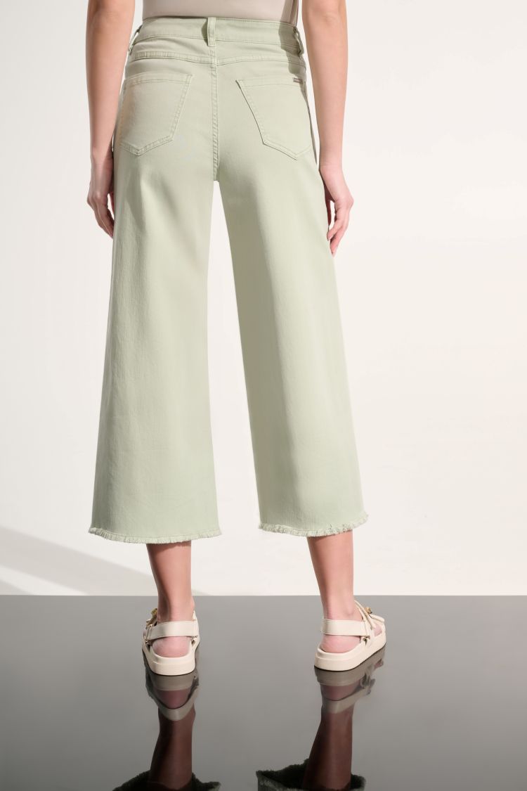 Cropped Wide Leg Trouser