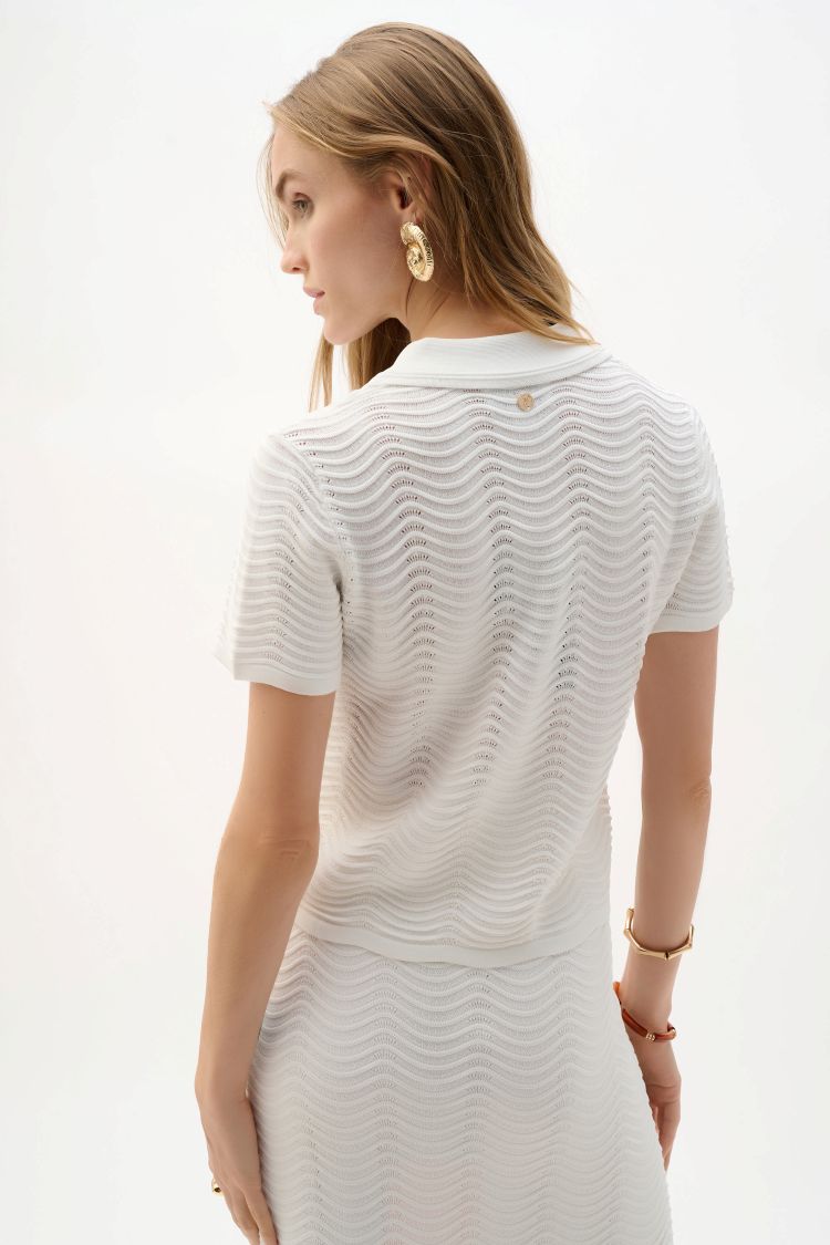 Textured Short Sleeve Knit Top