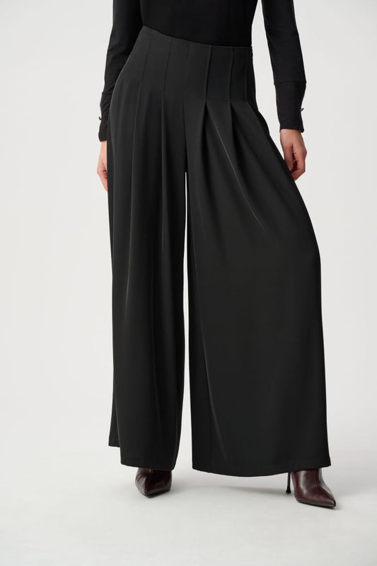 Wide Leg Pleated Trousers