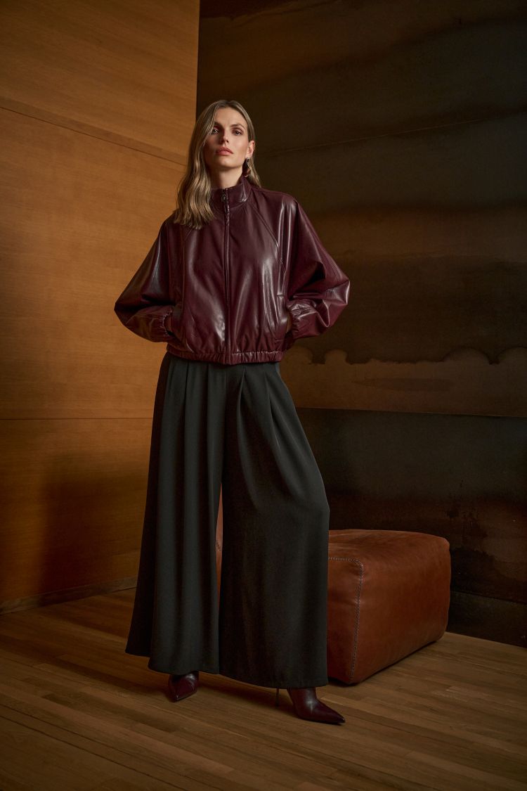 Wide Leg Pleated Trousers