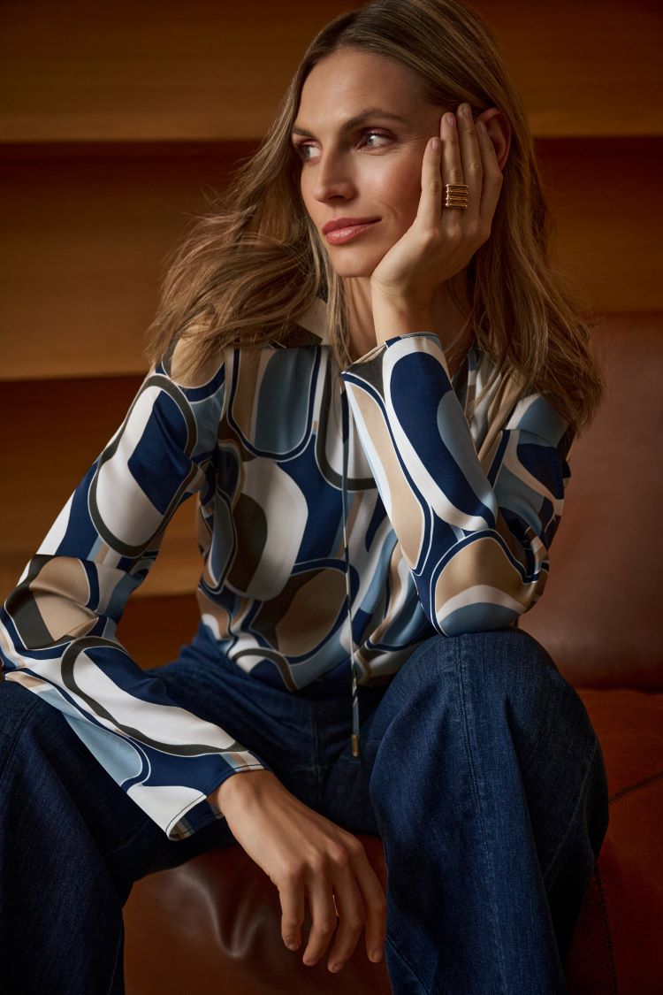 Abstract Print Pullover Blouse
