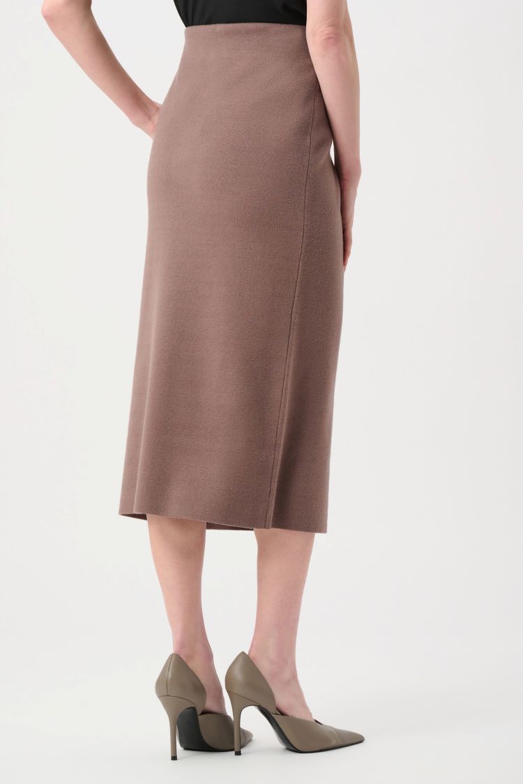 Minimalist High-rise Midi Skirt