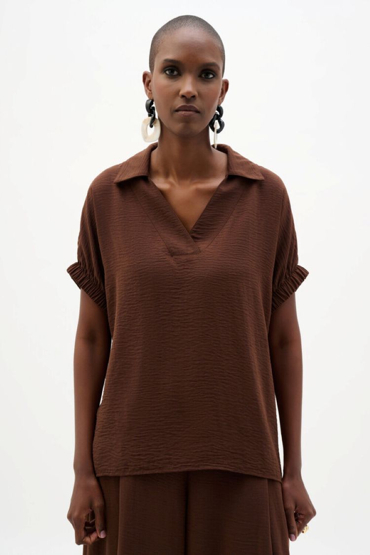 Short Sleeve V-Neck Pullover