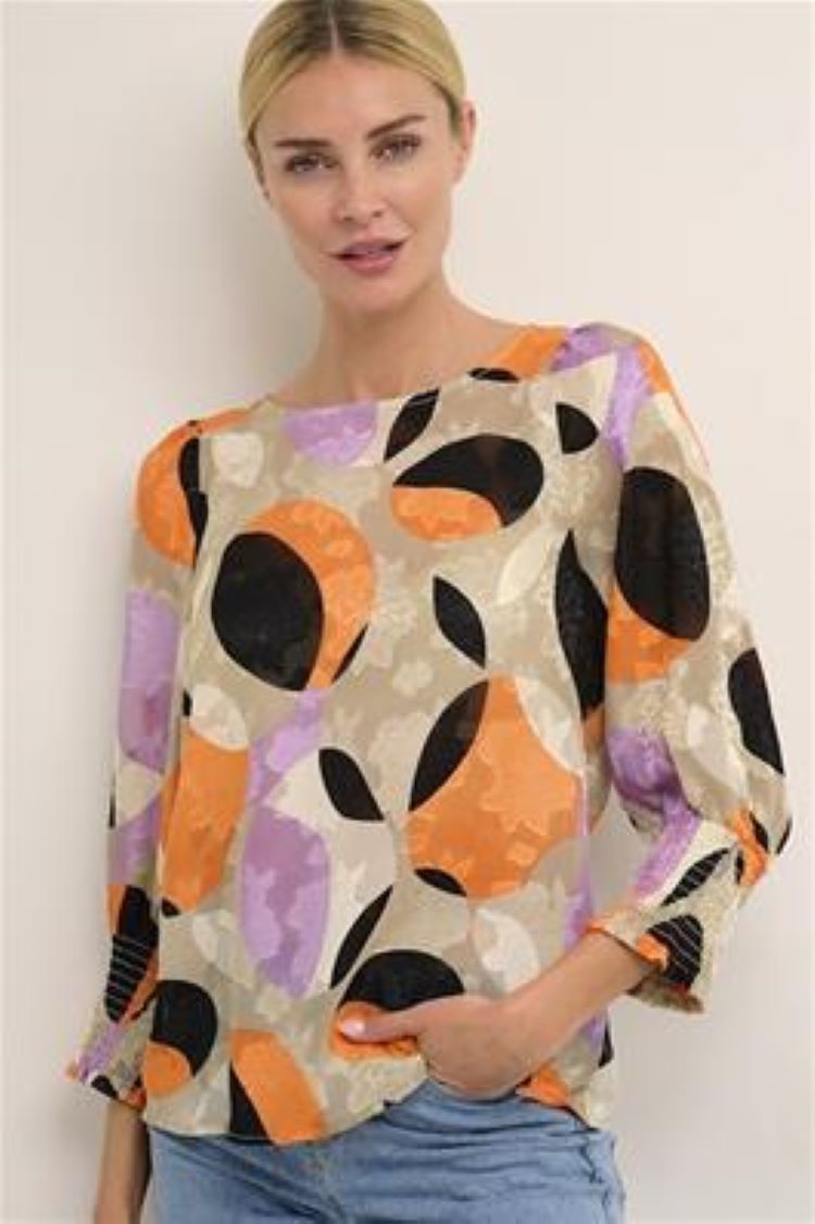 Kaffe Style: 10507300 3/4 sleeve circle abstract print blouse, front view