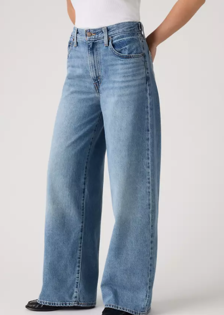 Cinch Wide-Leg Jeans