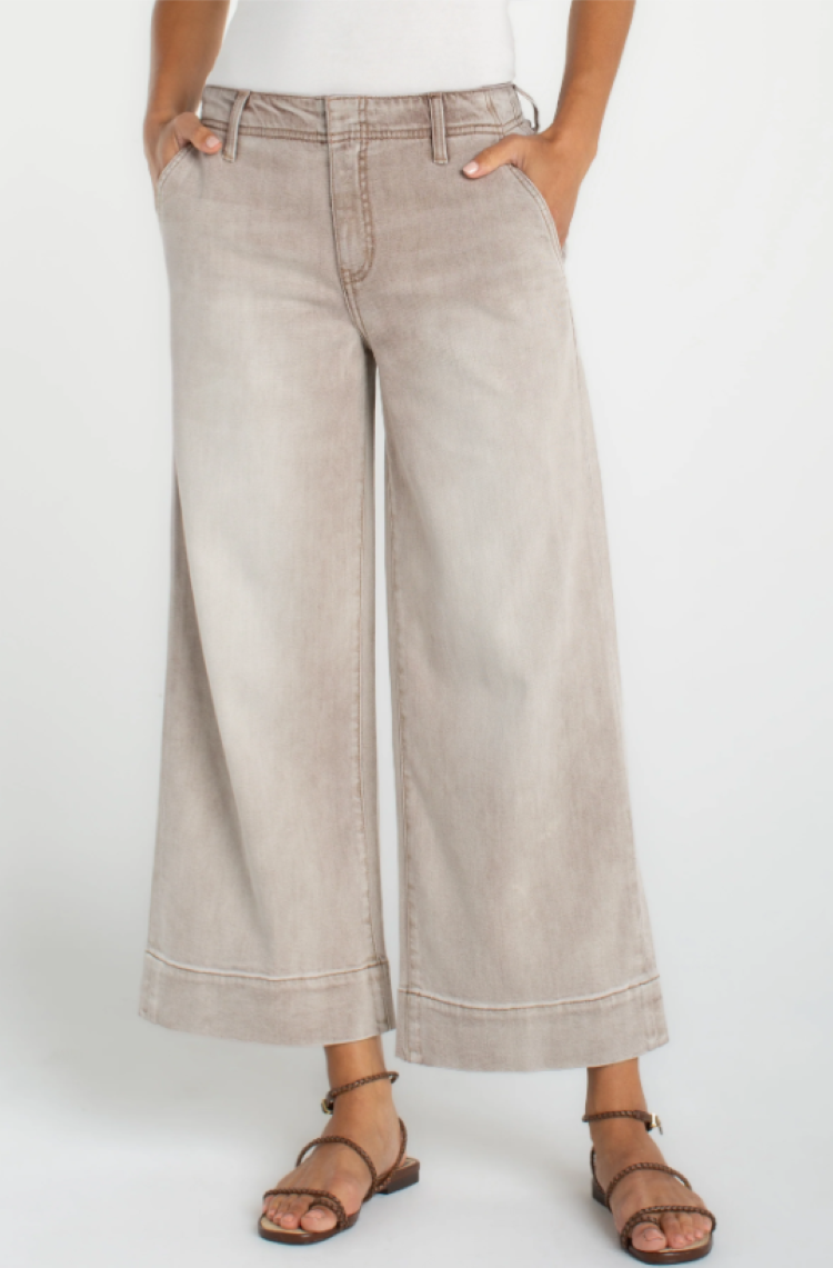 The Weekender Cropped Wide Leg