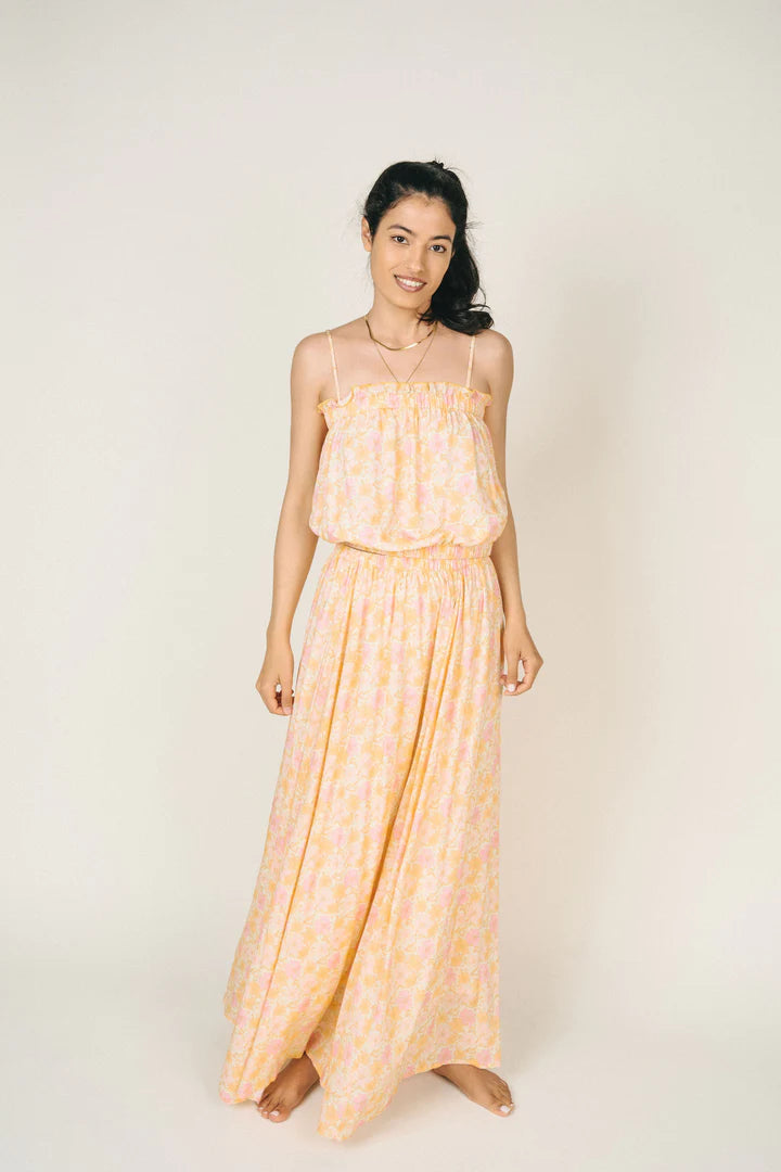 The Jackson Rowe Swale Skirt Set is elegant enough to wear to a summer wedding, and casual enough to wear grocery shopping. This set is is perfect together or as separates, the top features adjustable shoulder straps and a cinched waist. The skirt is double-lined and designed to sit right at the waist with an oversized fit giving you an intentionally loose shape with volume to it. 