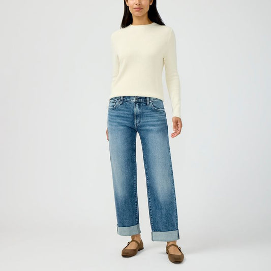 Relaxed Straight Leg