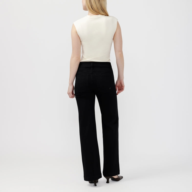 Silver Jeans Avery High Rise Trouser Leg Jeans