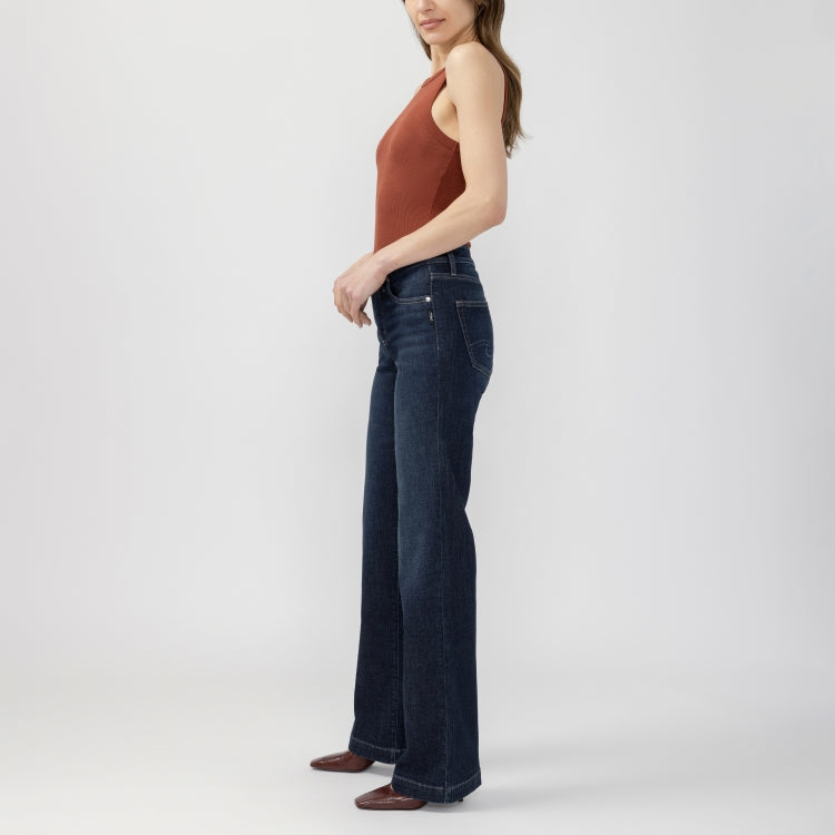 Silver Jeans Avery High Rise Curvy Fit Jeans