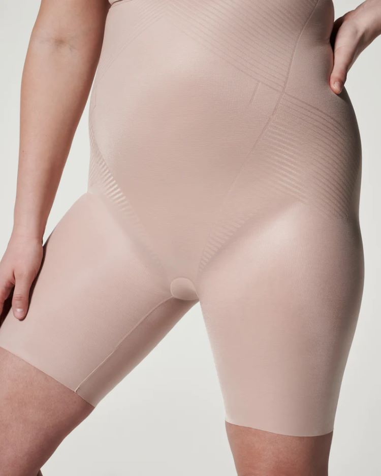 Pantalón corto de cintura alta hasta la mitad del muslo Thinstincts® 2.0