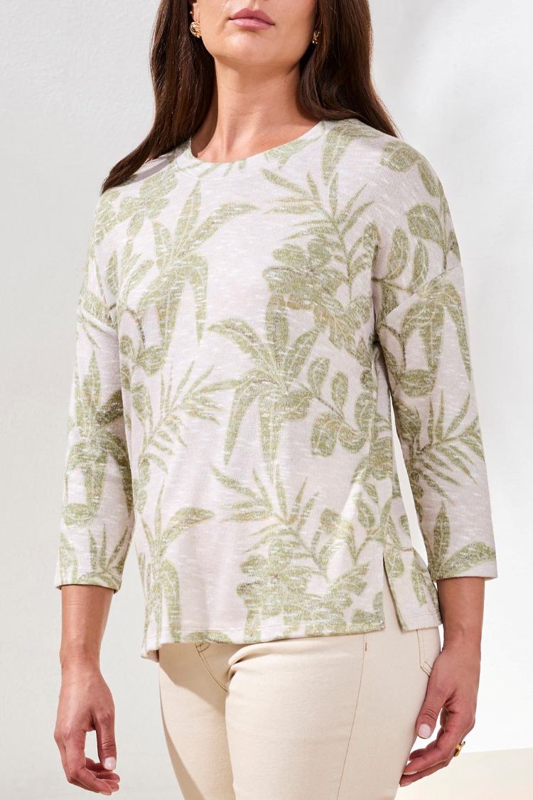 3/4 Sleeve Crew Neck Top