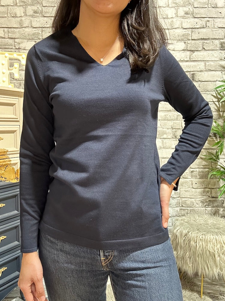 Long Sleeve V-Neck Sweater