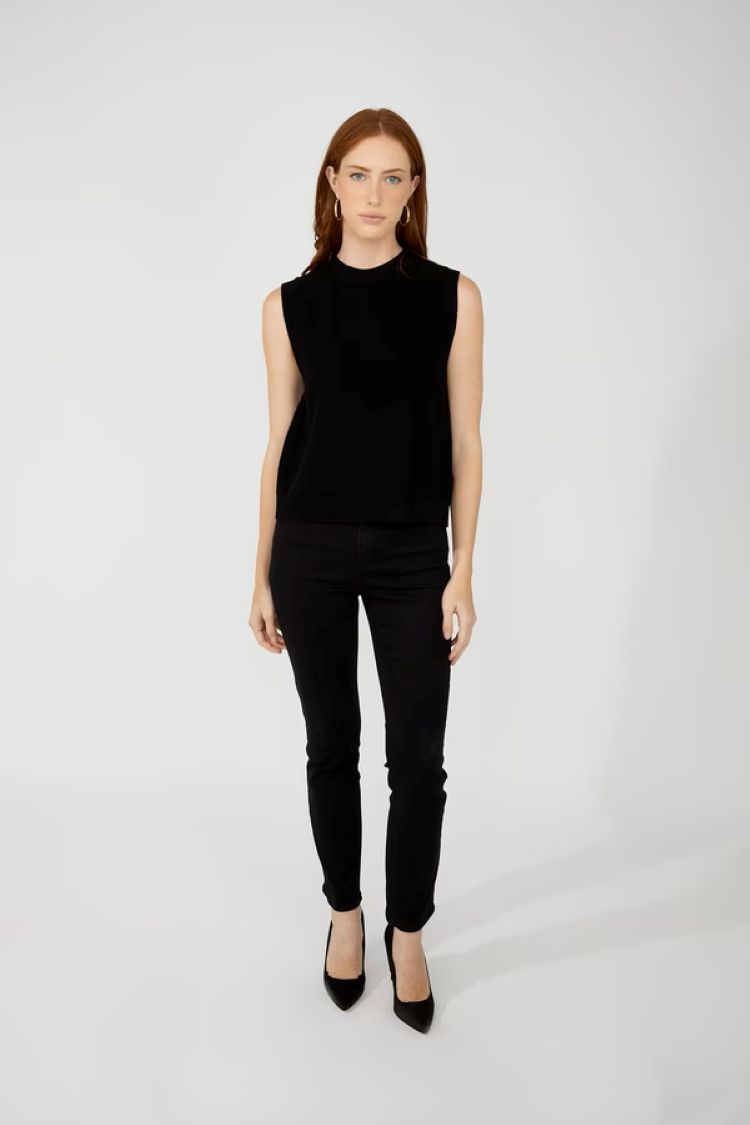 Heart Detail Crew Neck