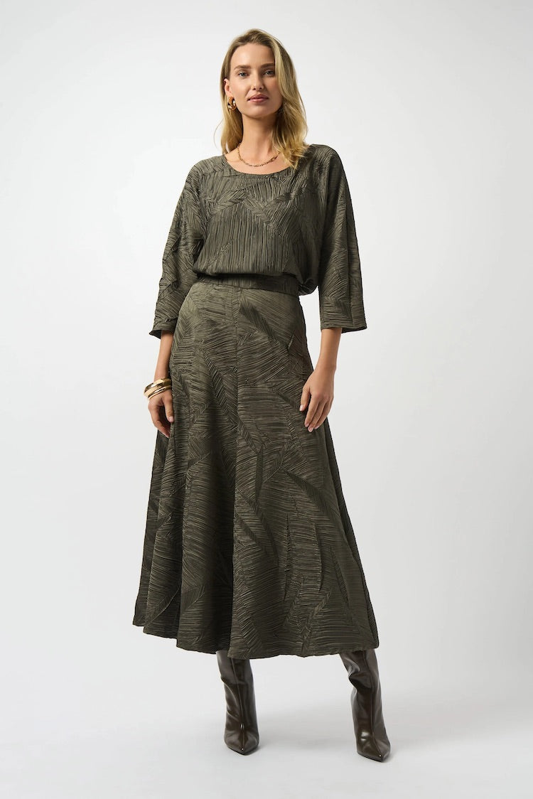 Textured Pleated A-line Skirt