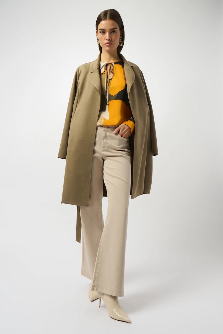 Wide-leg Mid-rise Jeans