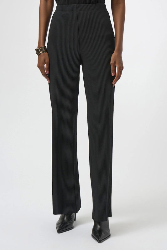 Relaxed Pleated Trousers