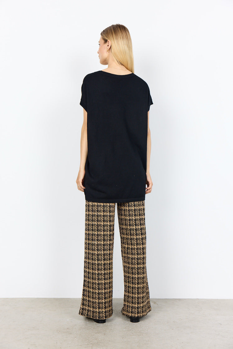 Dollie Over Sized V-Neck Short Sleeve