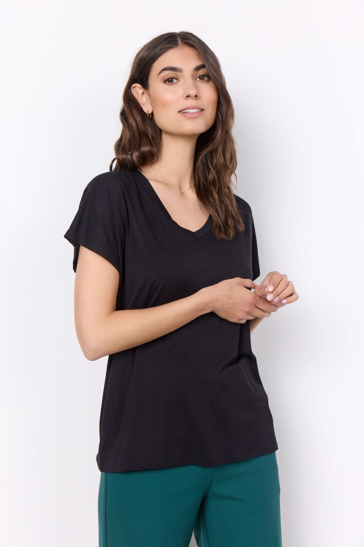 Marica V-Neck T-Shirt
