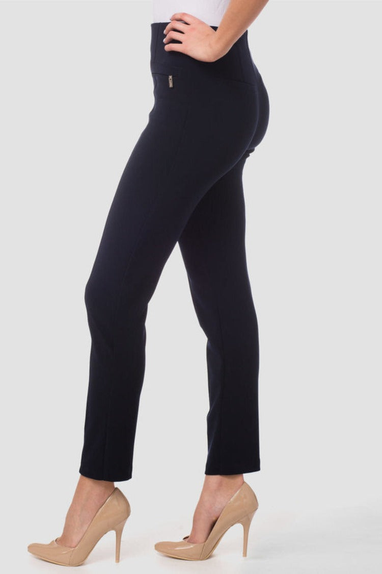 These Joseph Ribkoff Ella Straight Faux Zip Pants are a classic choice. These slim-fit pants feature dual straight faux pockets at the hips with signature Joseph Ribkoff metallic detail, front seam, with a slight taper at the ankle. 