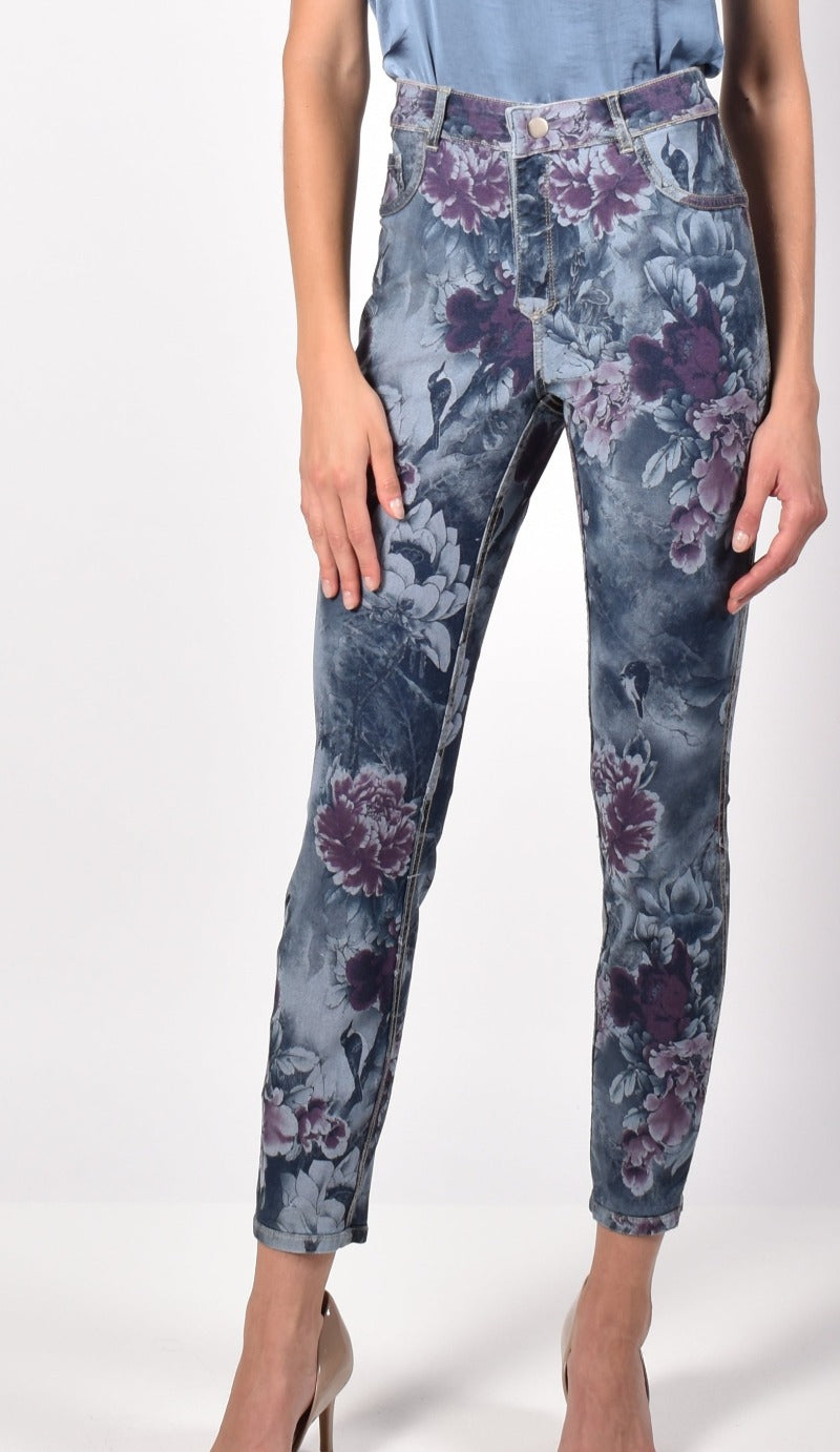 Frank Lyman Reversible Floral Pant  The perfect pants to suit your fancy! These Frank Lyman Reversible Floral Pants come in a gorgeous dark blue floral print with splashes of violet. The reverse side features a classic light blue denim. Proudly designed in Canad