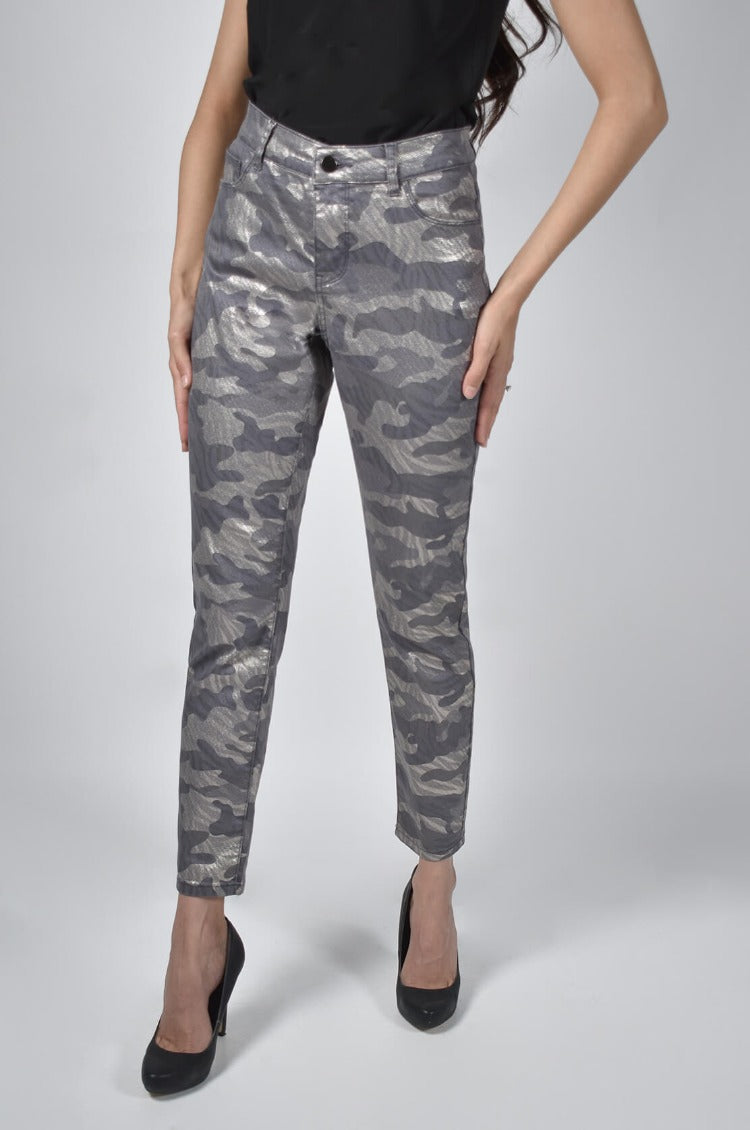 Frank Lyman Denim Camo Pant  Looking for a fresh look to start the season off right? Check out these shimmery Denim Camo Pants from Frank Lyman! These feature the classic, 5-pocket design and zip front with a fun, sparkly camo print. Proudly designed in Canada.