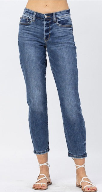 Judy Blue Parker Boyfriend Jeans  ﻿These Judy Blue Parker Boyfriend Jeans feel like you stole them from your man's closet - only better! These feature an easy relaxed fit, mid rise and 27.5" inseam. So comfortable, they're sure to become your new go-to pair