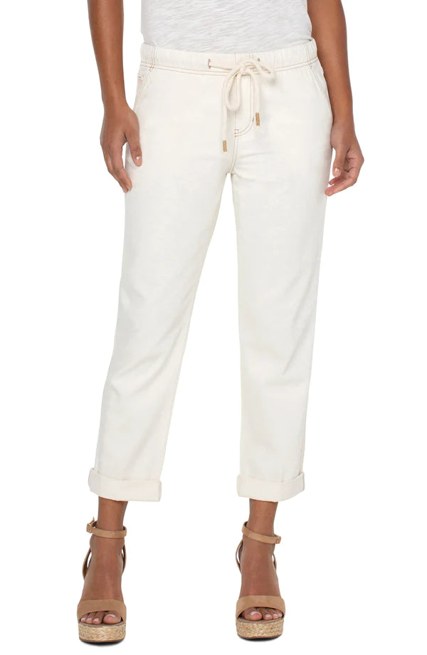 Liverpool Rascal Cuffed Utility Pant  Style: LM5671QR4  The retro beachcomber style of this Liverpool Rascal Cuffed Utility Pant is perfect for a vacation or staycation. This style features the comfort of an elastic waistband, utility stitch pockets and a relaxed fit.  Wear them with sneakers or go barefoot in the sand.  Made with 70% Cotton, 30% Rayon.  For best fit please refer to this size guide.